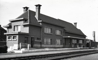 Thuillies - SNCB Z02847a (4).jpg